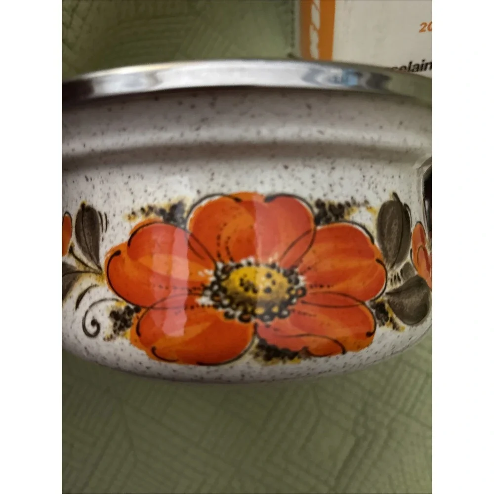 Vtg Show Pans 1 Qt Saucepan Orange Floral Enamel Sanko ware new w/ Box Retro